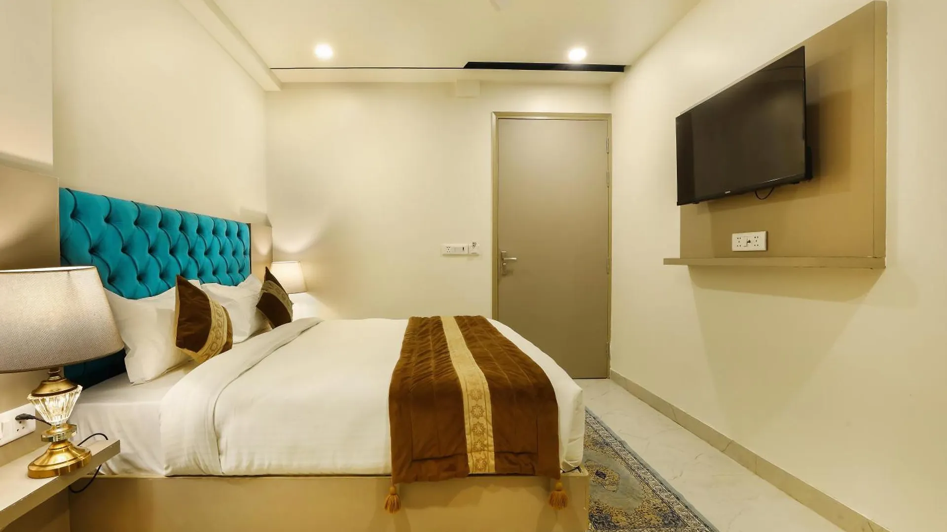 Opo Hotels D'Or New Delhi