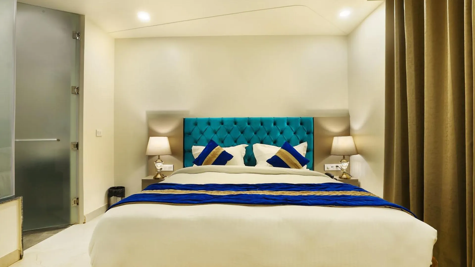 Opo Hotels D'Or Nowe Delhi 3*,  Indie