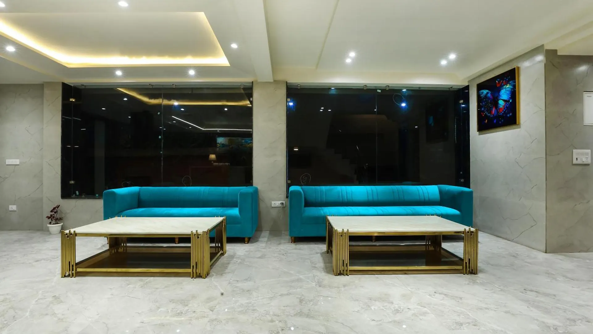 Opo Hotels D'Or Nowe Delhi